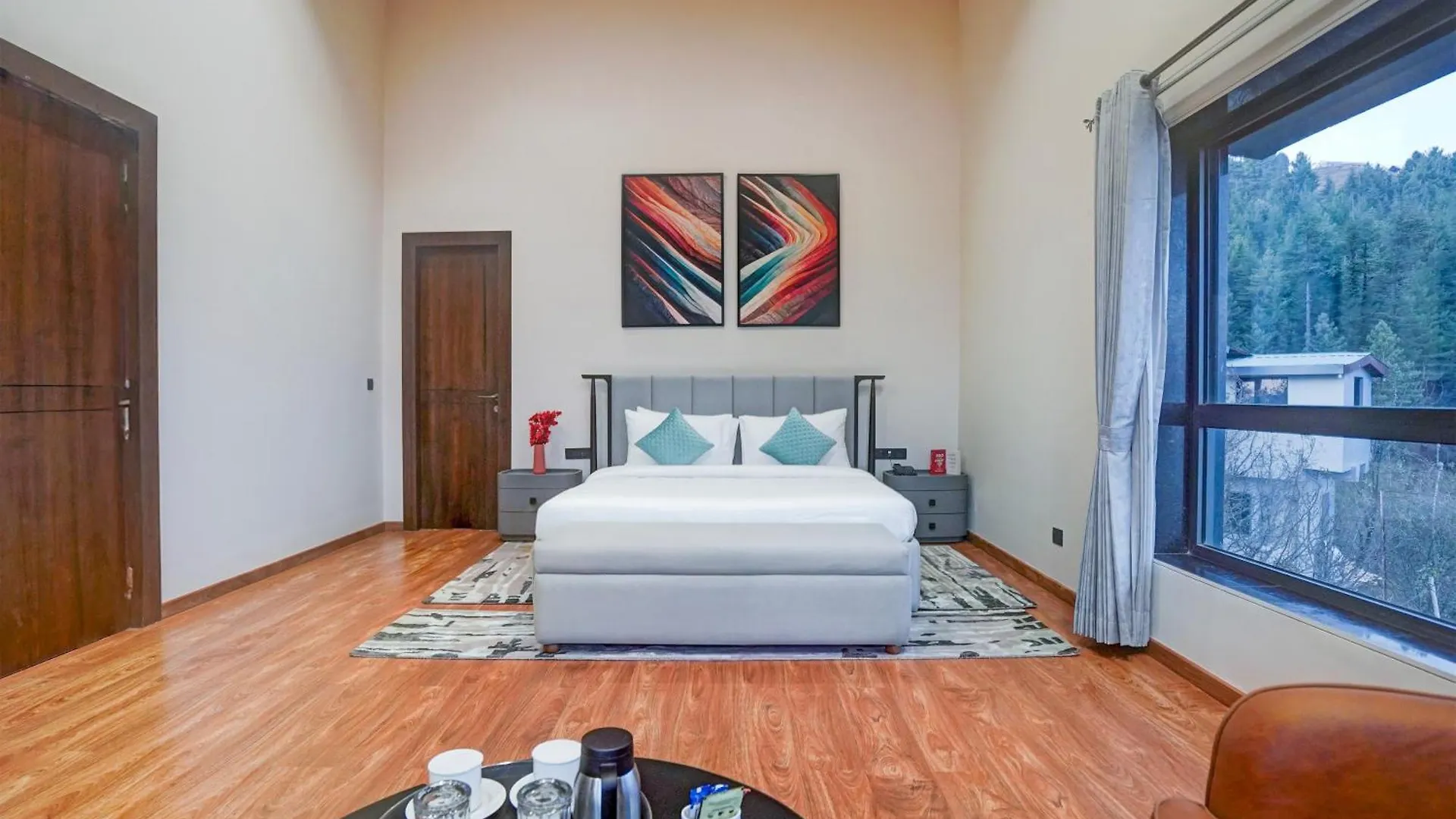 Sunday Premium 5 Bhk Villa Kufri, Shimla